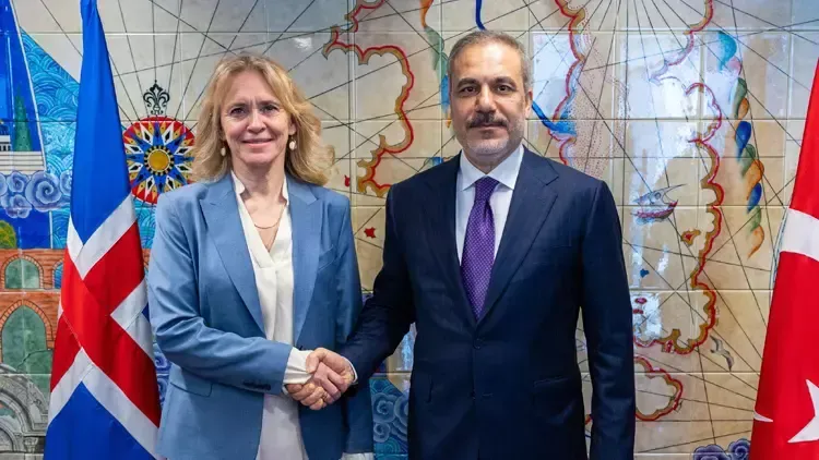 Dışişleri Bakanı Hakan Fidan, İzlanda Dışişleri Bakanı ile bir araya geldi